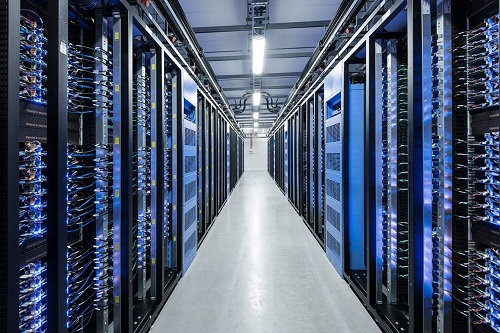 Ngày 8/12, Z.com đưa vào khai thác và cung cấp dịch vụ Hosting, Cloud tại data center (DC) đặt ở Việt Nam. 
